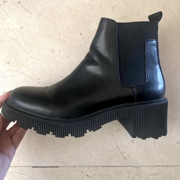 Zara Chunky Leather Boots - Picture 5 of 6